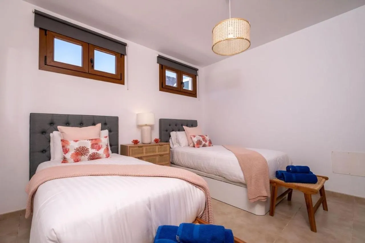 Holiday home Casa Familia Villa Playa Blanca