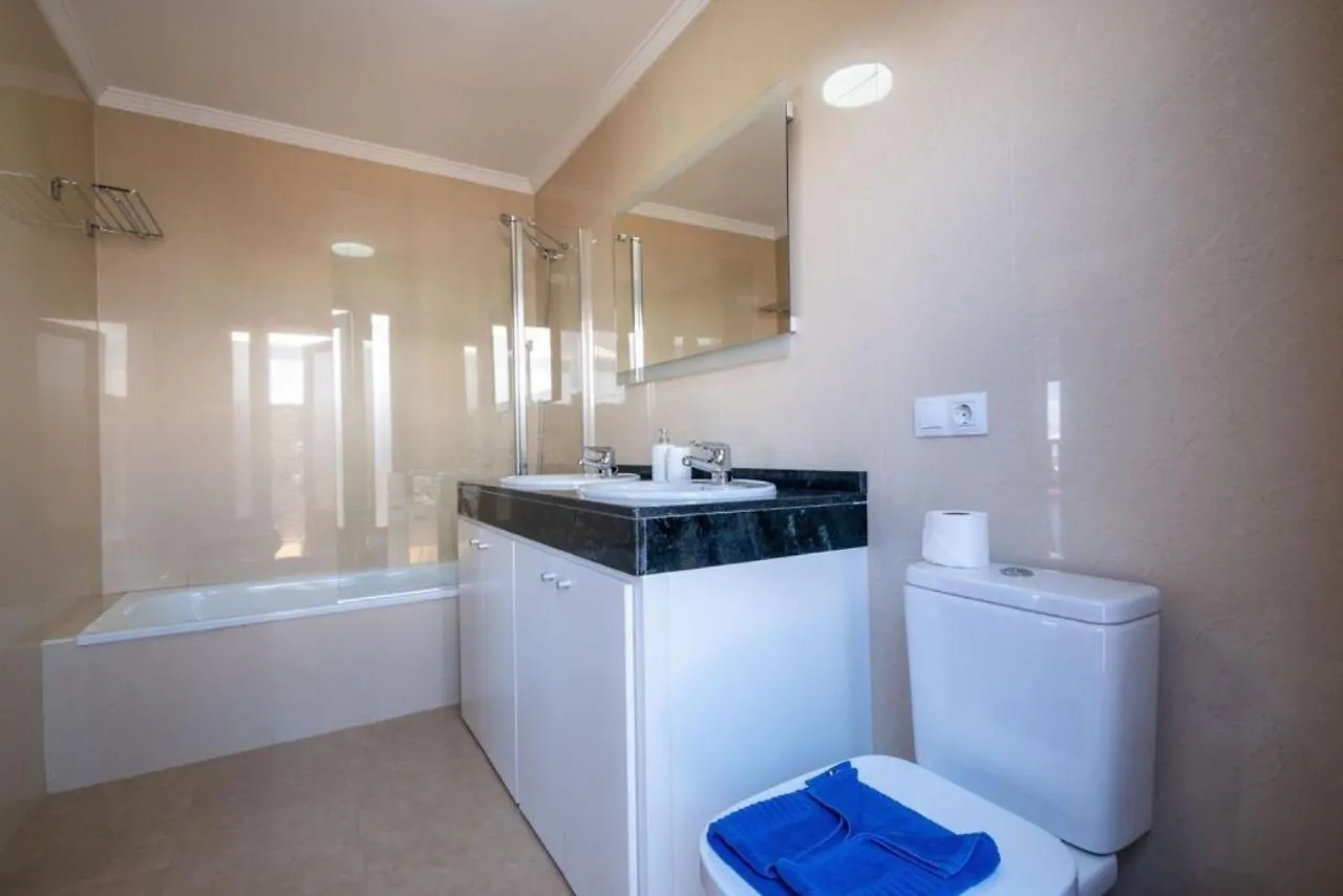 Villa Casa Familia à Playa Blanca  0*, Playa Blanca (Lanzarote)
